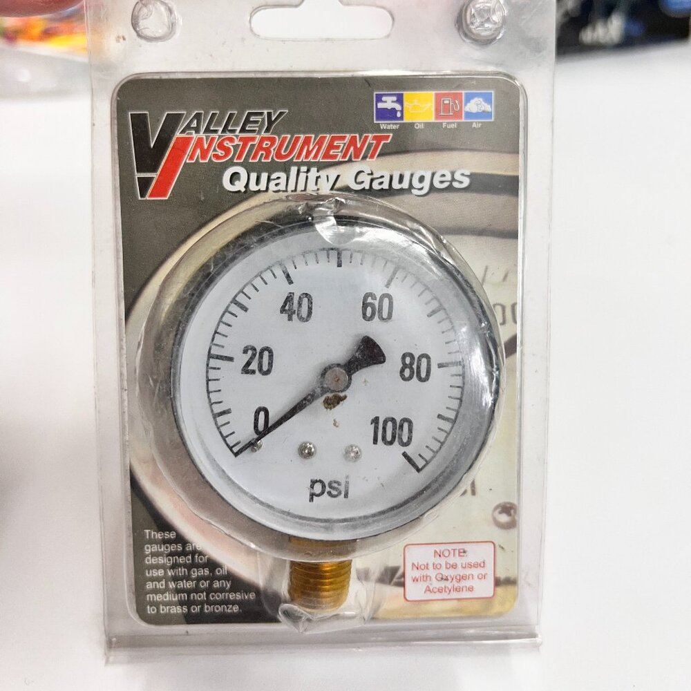 Valley Instrument Grade A Stem Mount 2 1/2in. Glycerin Filled Gauge, 0-100 PSI